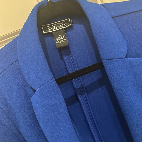 Blue blazer - Picture 2 of 2